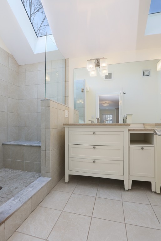 24 Shaw Road Wellesley, MA 02481 - Photo 7 of 15