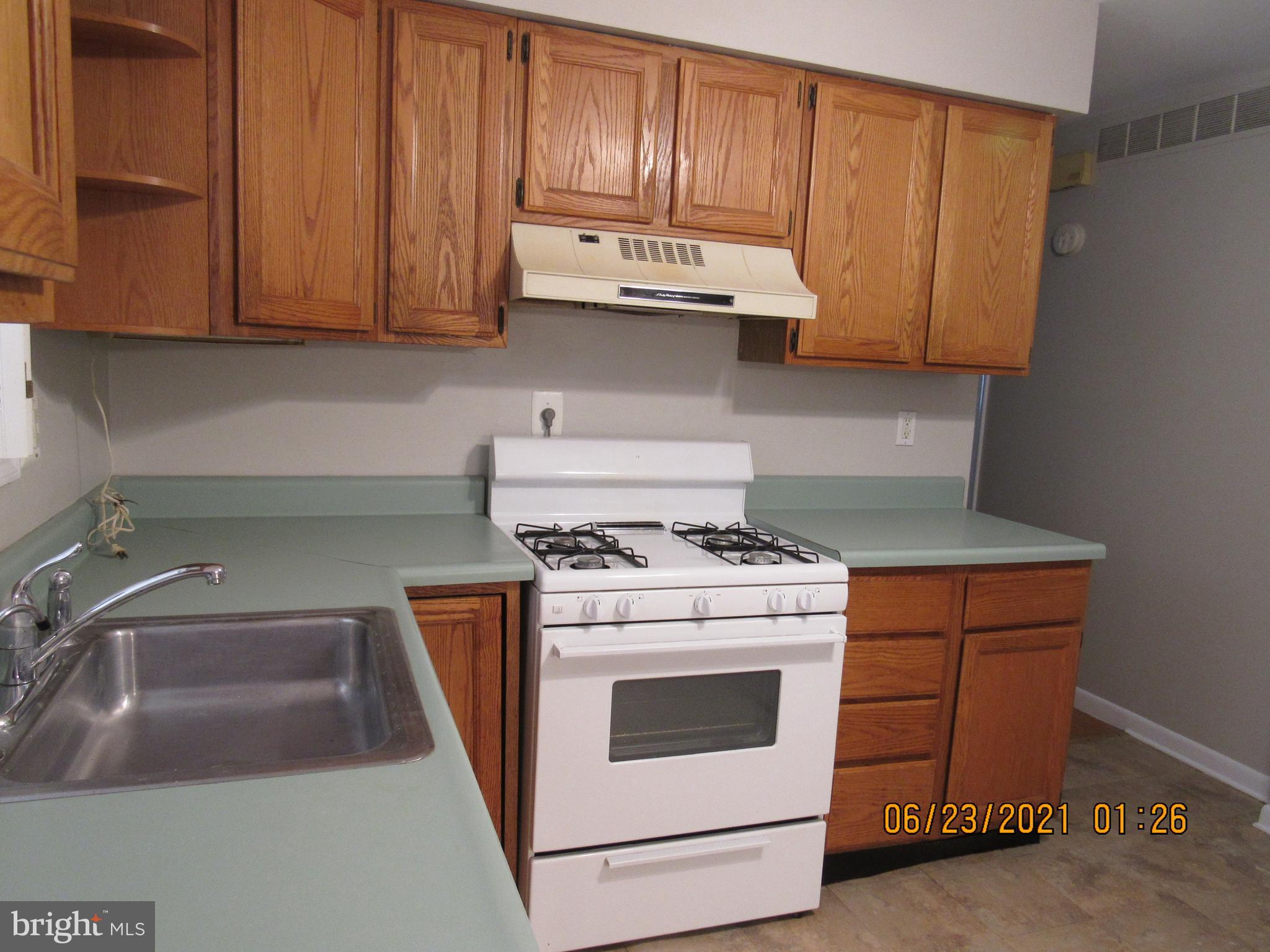 317 Red Pump Road Bel Air, MD 21014 - Photo 12 of 28 Gas Range