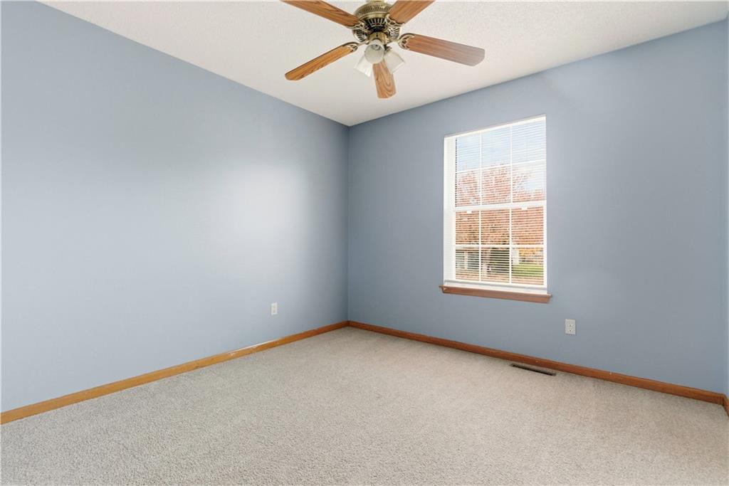 1107 Huntington Lane Greenwood, MO 64034 - Photo 25 of 50