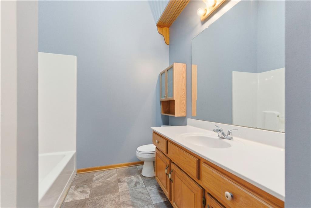 1107 Huntington Lane Greenwood, MO 64034 - Photo 30 of 50