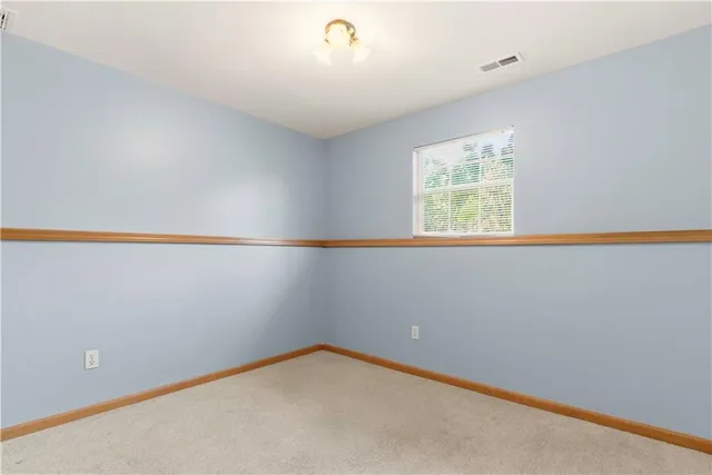 $330,000 | 1107 Huntington Lane, Greenwood, MO 64034