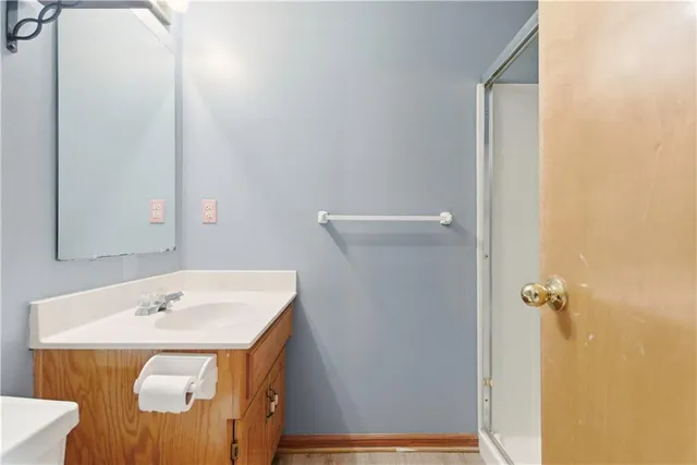 $330,000 | 1107 Huntington Lane, Greenwood, MO 64034