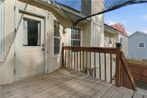 $330,000 | 1107 Huntington Lane, Greenwood, MO 64034