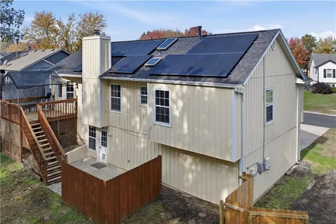 $330,000 | 1107 Huntington Lane, Greenwood, MO 64034