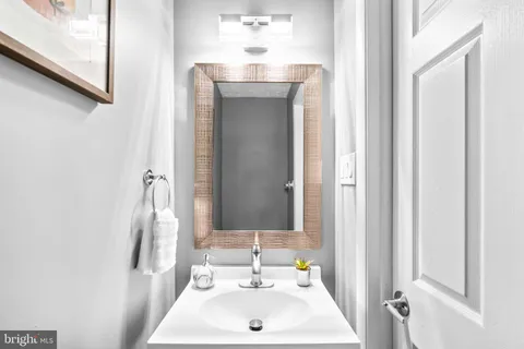 $449,990 | 8433 Sugar Creek Lane, Springfield, VA 22153