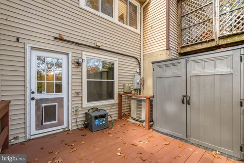 $449,990 | 8433 Sugar Creek Lane, Springfield, VA 22153