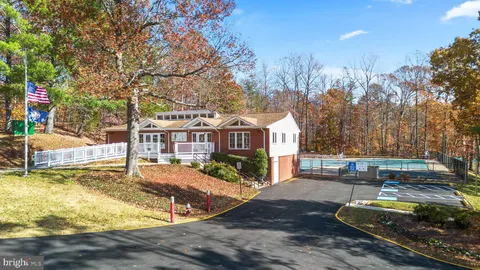 $449,990 | 8433 Sugar Creek Lane, Springfield, VA 22153