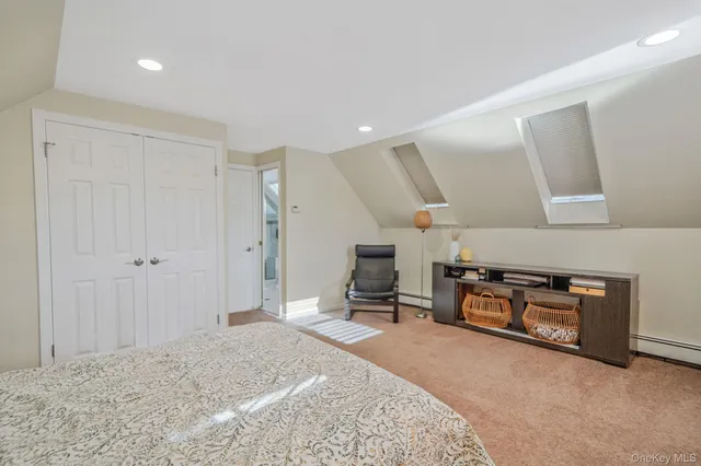 $749,999 | 10 Pickwick Court, Stony Brook, NY 11790