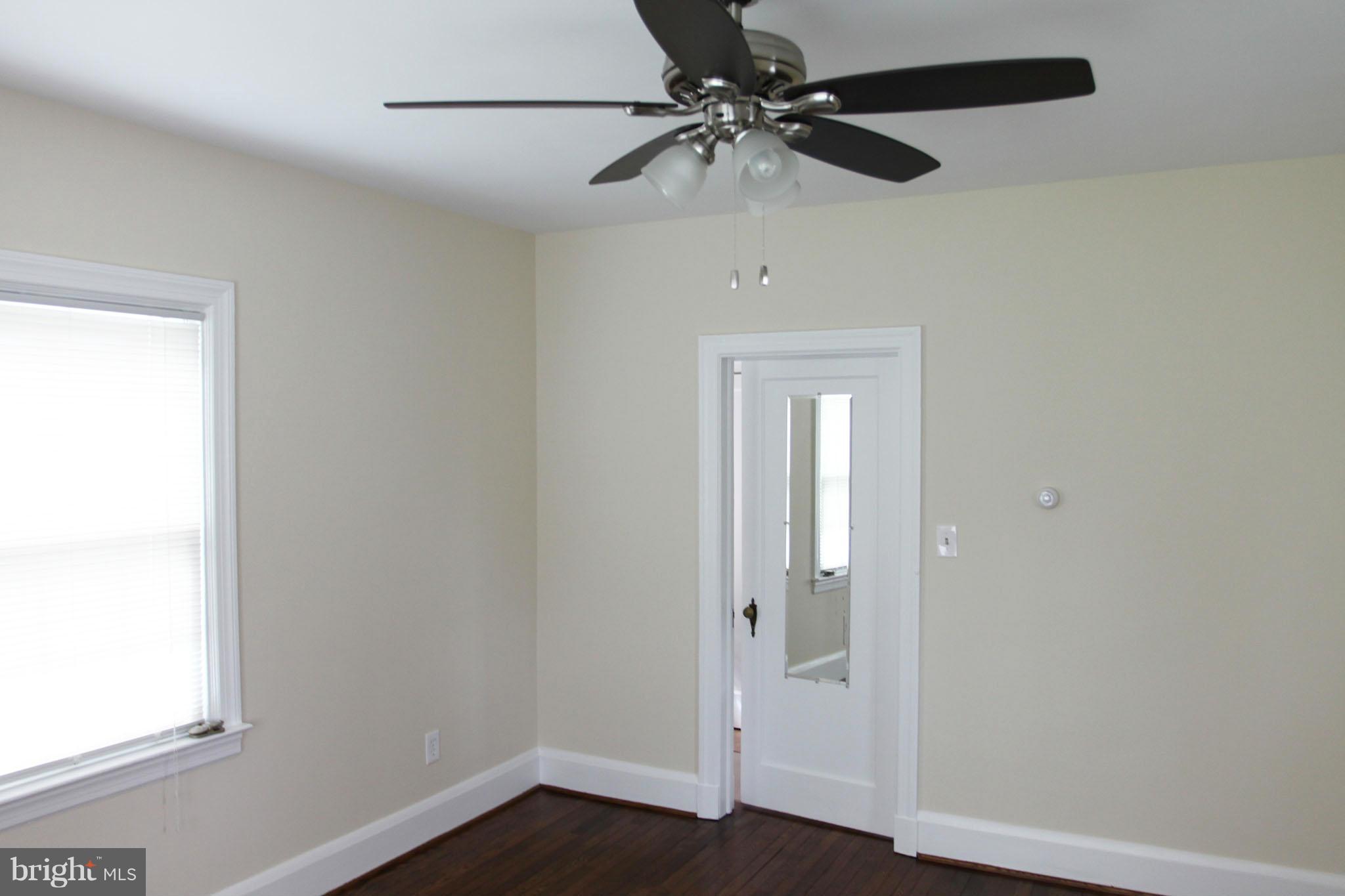 913 Kingston Road Baltimore, MD 21212 - Photo 17 of 30 First Floor Bedroom