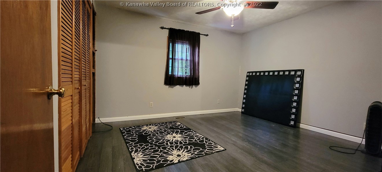 4538 Victoria Road Charleston, WV 25313 - Photo 10 of 13 Gallery Image 10