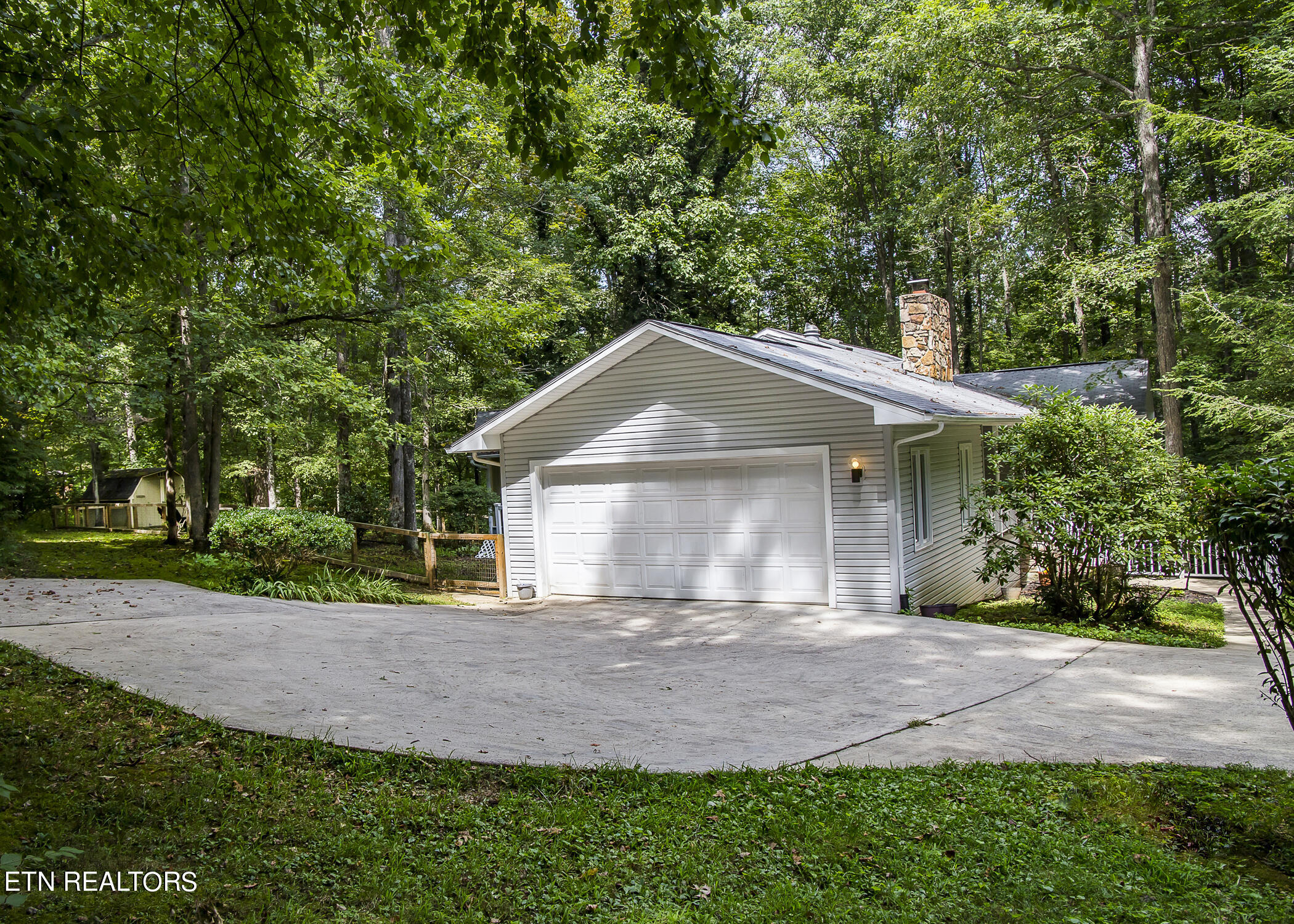 36 Devon Loop Crossville, TN 38558 - Photo 8 of 60 IMG_8474_1