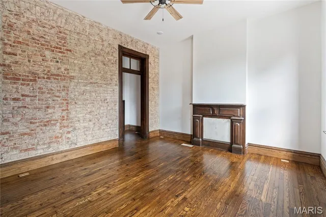 $349,900 | 3503 Wisconsin Avenue, St. Louis, MO 63118