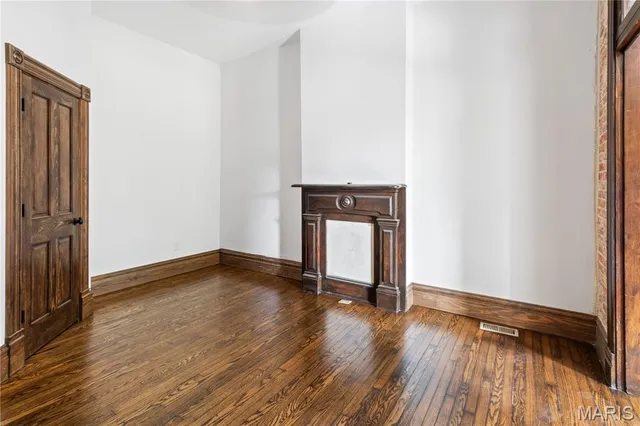 $349,900 | 3503 Wisconsin Avenue, St. Louis, MO 63118