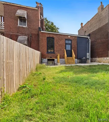 $349,900 | 3503 Wisconsin Avenue, St. Louis, MO 63118