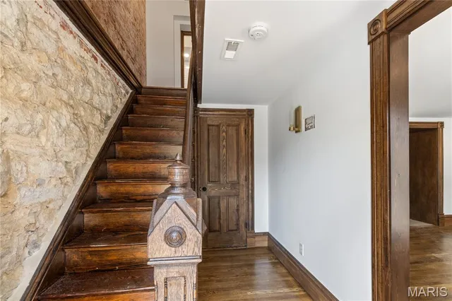 $349,900 | 3503 Wisconsin Avenue, St. Louis, MO 63118