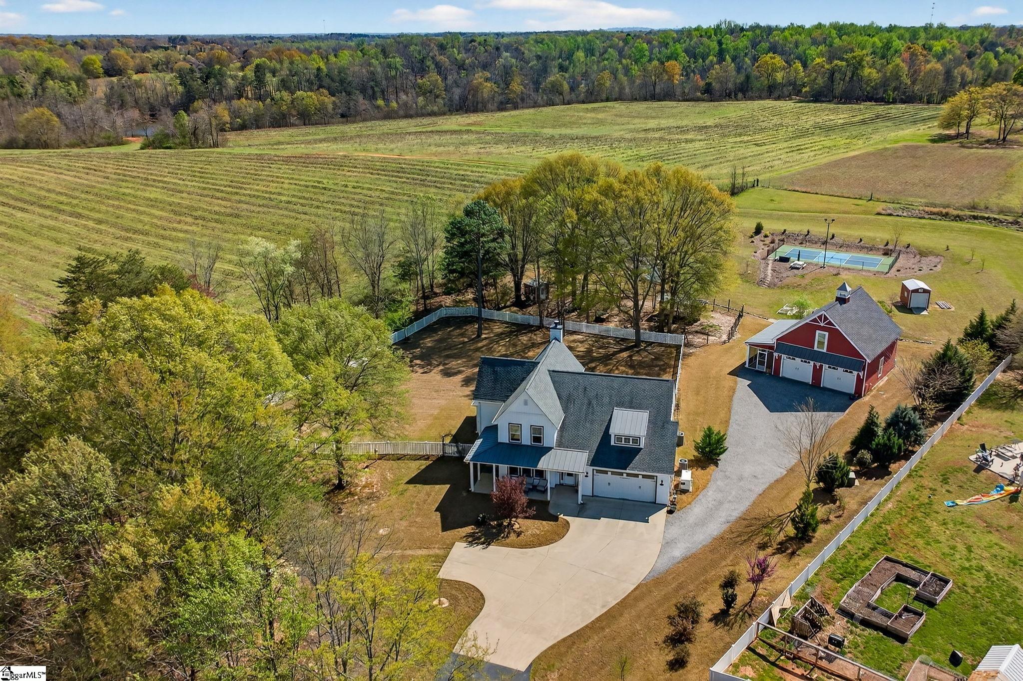 4588 Highway 14 Greer, SC 29651 - Photo 3 of 45