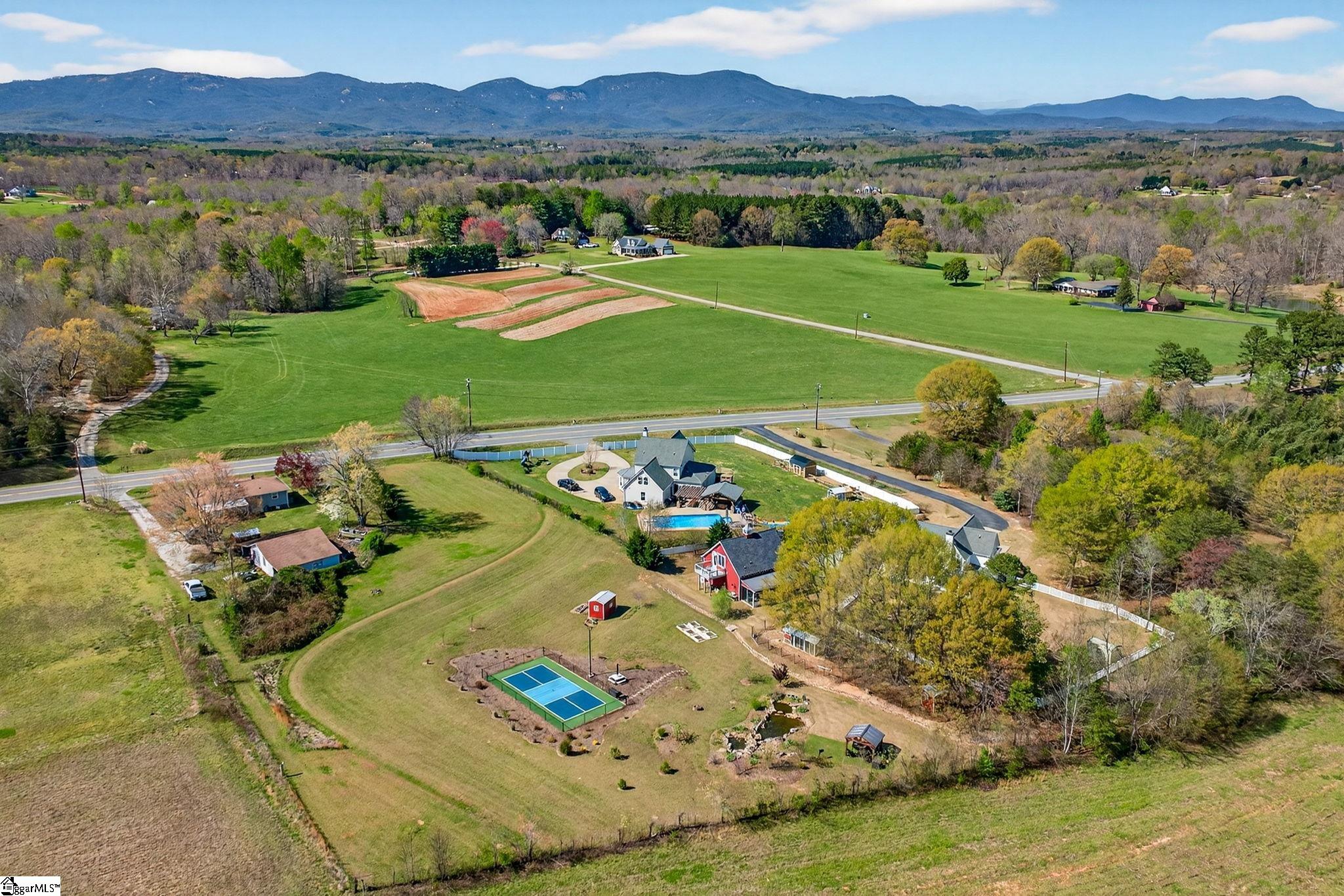 4588 Highway 14 Greer, SC 29651 - Photo 38 of 45