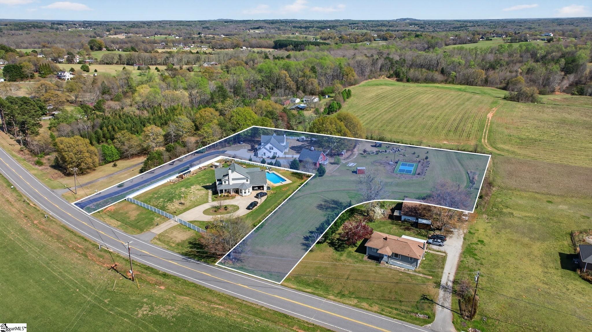 4588 Highway 14 Greer, SC 29651 - Photo 4 of 45