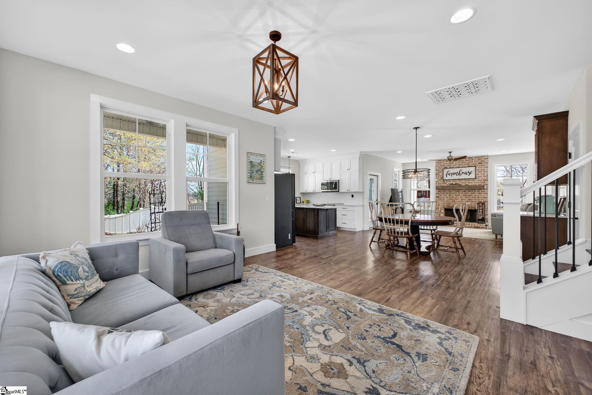 4588 Highway 14 Greer, SC 29651 - Photo 5 of 45