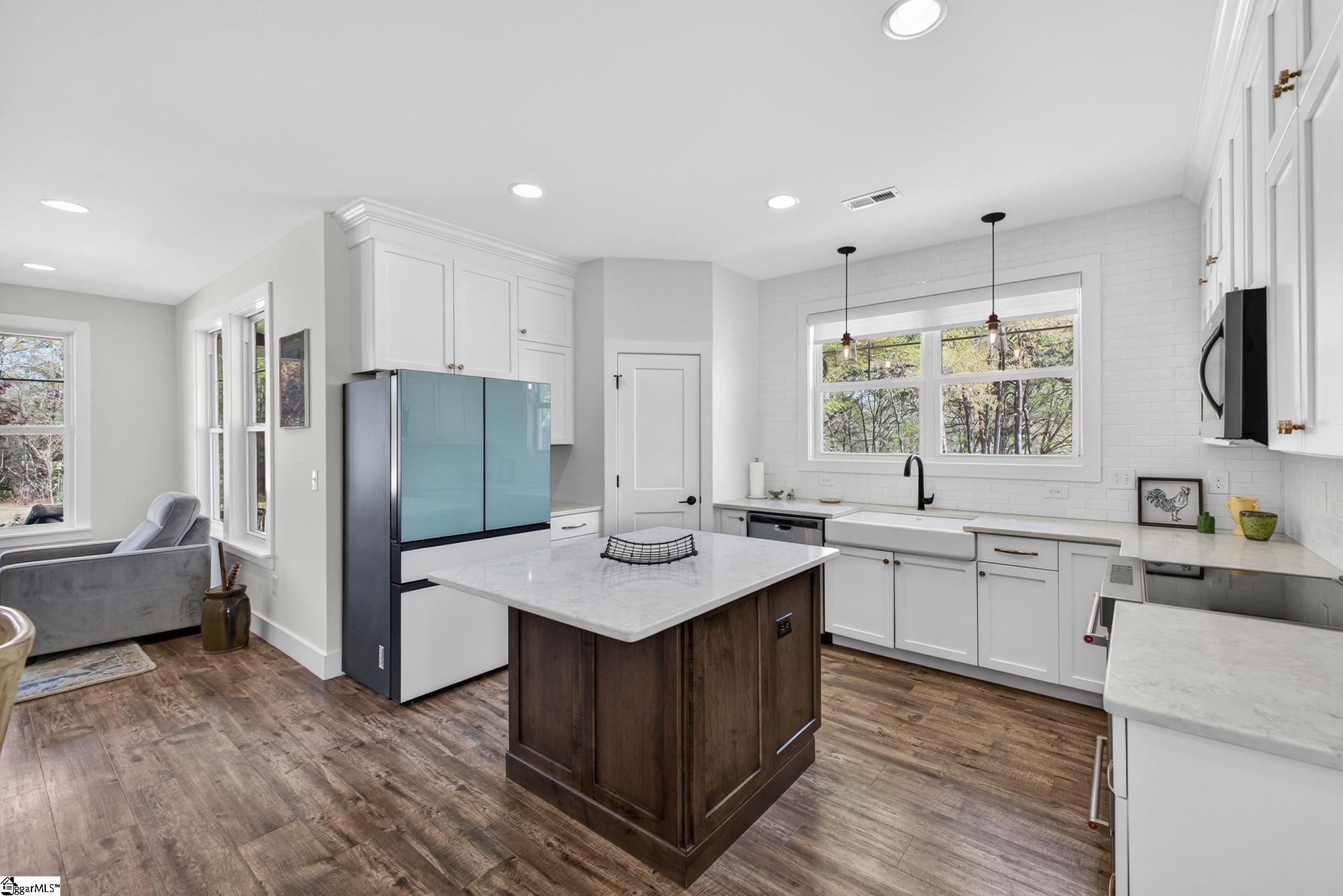 4588 Highway 14 Greer, SC 29651 - Photo 8 of 45