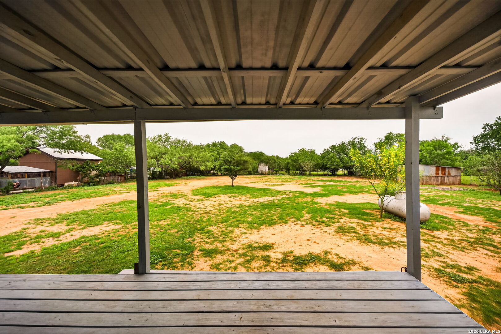 147 County Road 6841 Lytle, TX 78052 - Photo 25 of 32