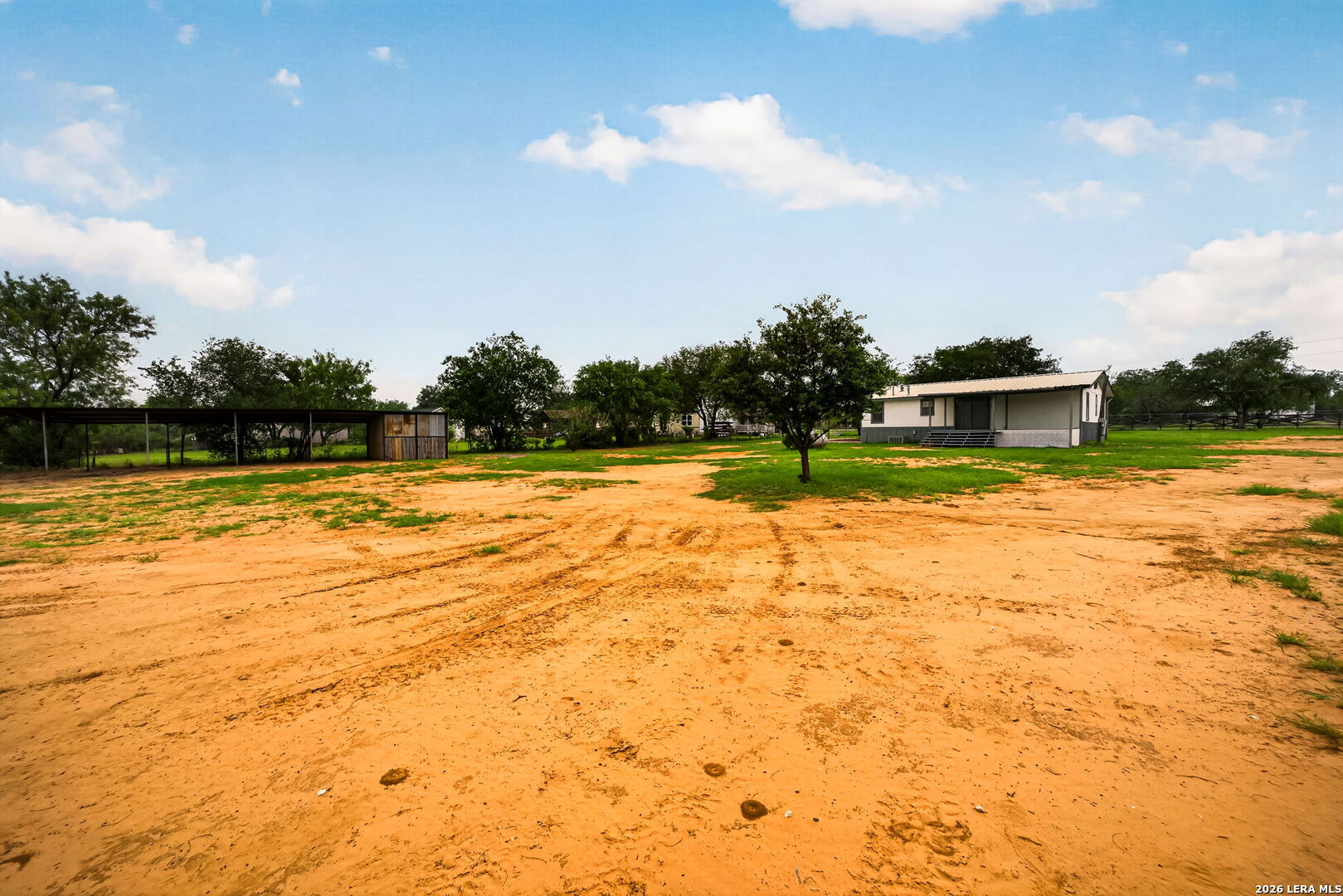 147 County Road 6841 Lytle, TX 78052 - Photo 29 of 32