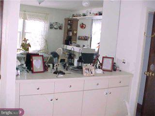178 Marshall Road Lansdowne, PA 19050 - Photo 4 of 6 Gallery Image 4