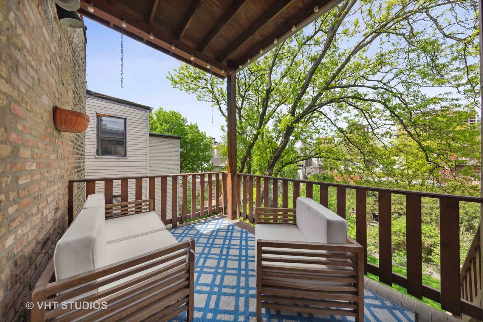 556 West Roscoe Street, Unit 3 Chicago, IL 60657 - Photo 27 of 27