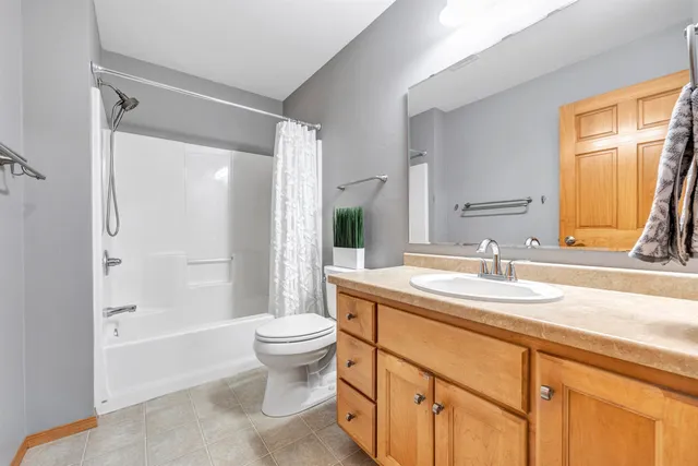 $299,900 | 2167 Trailside Lane, De Pere, WI 54115