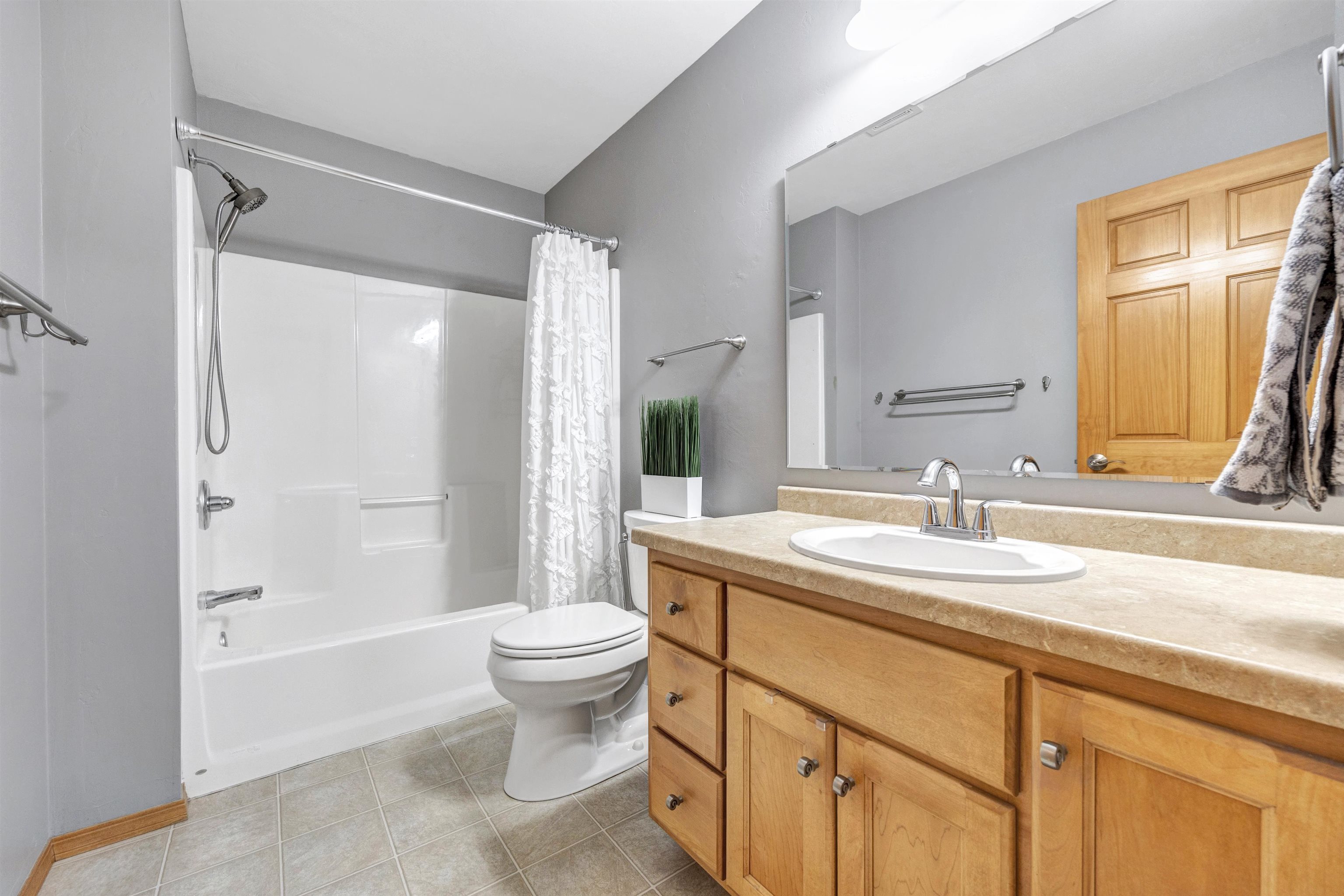 2167 Trailside Lane De Pere, WI 54115 - Photo 11 of 21