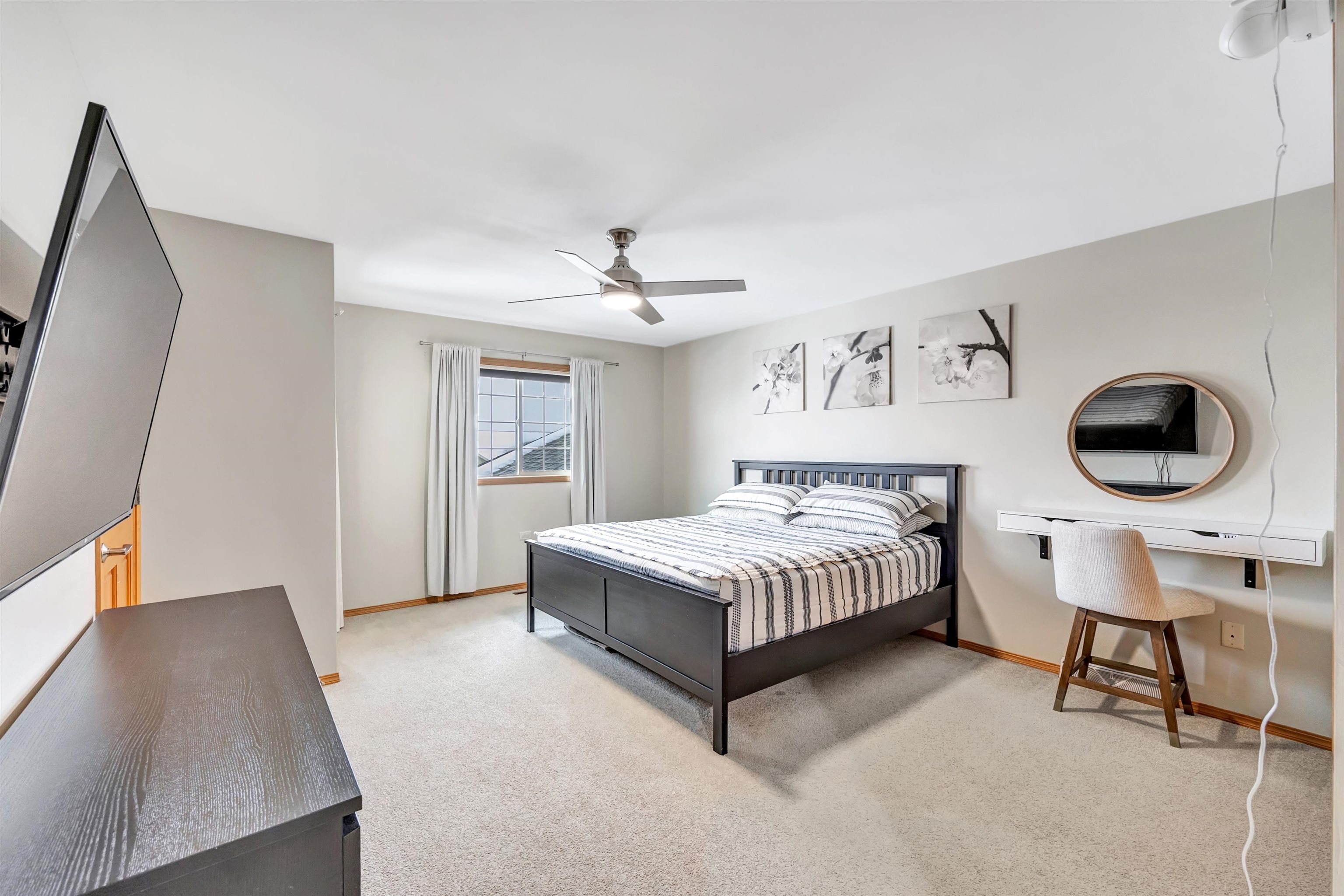 2167 Trailside Lane De Pere, WI 54115 - Photo 9 of 21