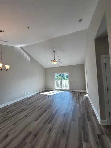 $1,300 | 340 Kiskadee Loop, Unit L, Conway, SC 29526