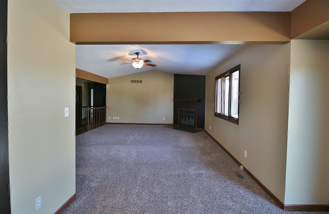 7811 Thistle Ridge Road Roscoe, IL 61073 - Photo 9 of 22 Gallery Image 9