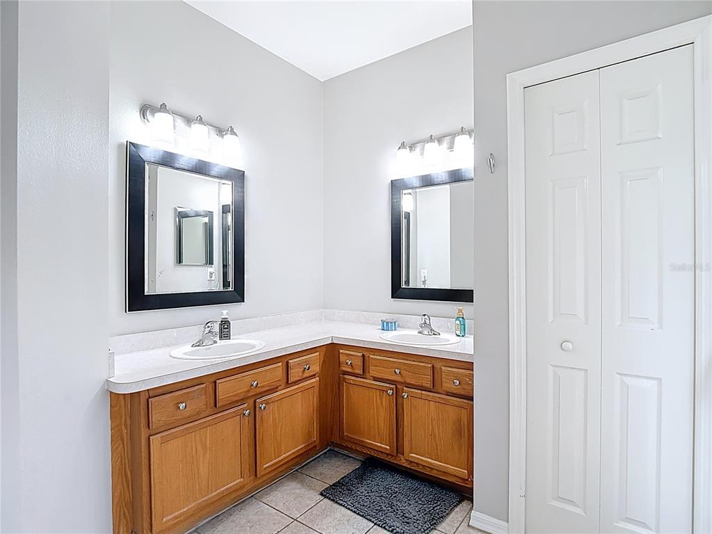 8123 Stone Path Way Tampa, FL 33647 - Photo 42 of 59