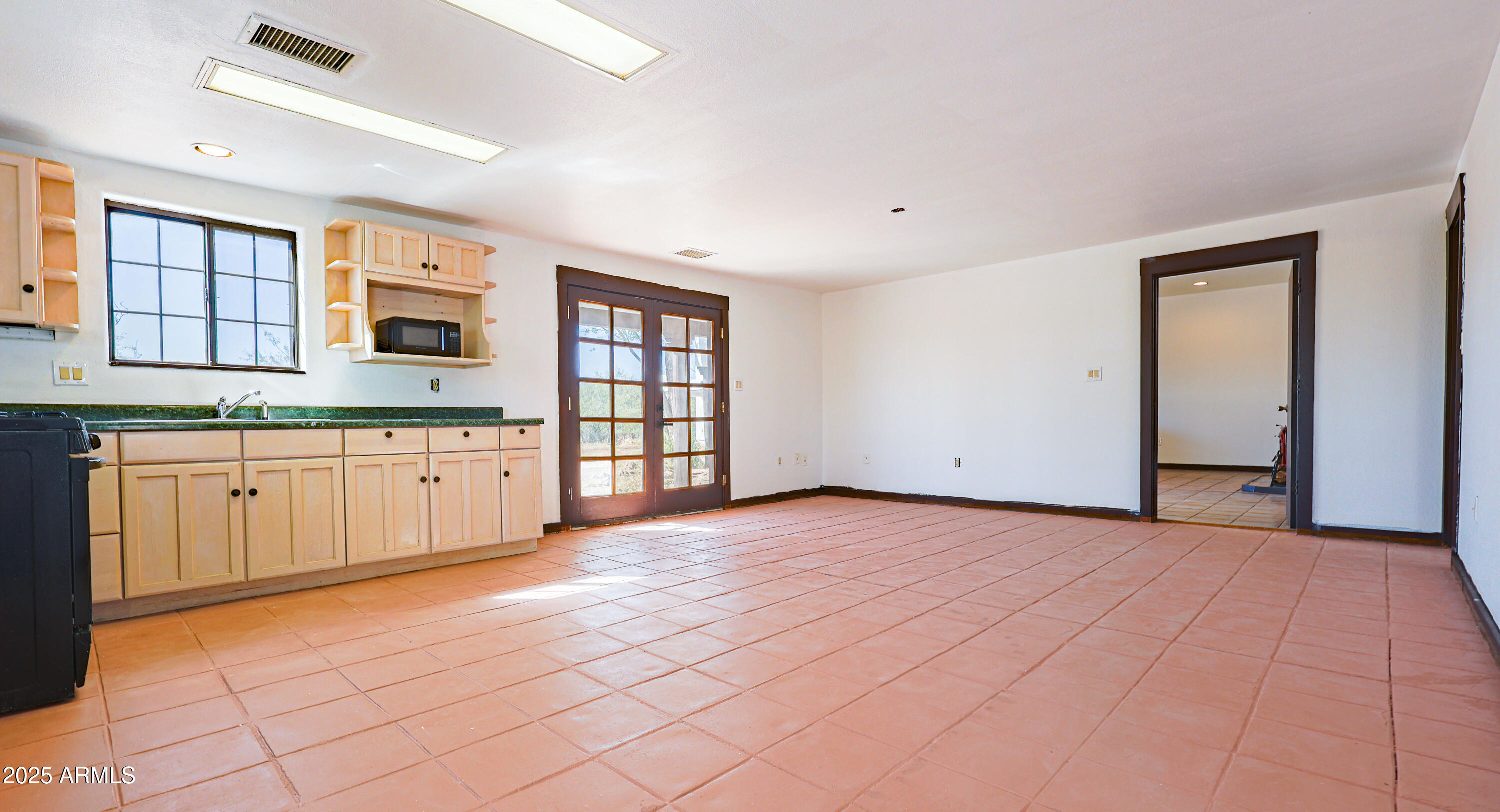 1151 East Border Road Bisbee, AZ 85603 - Photo 25 of 46 0M5A6495