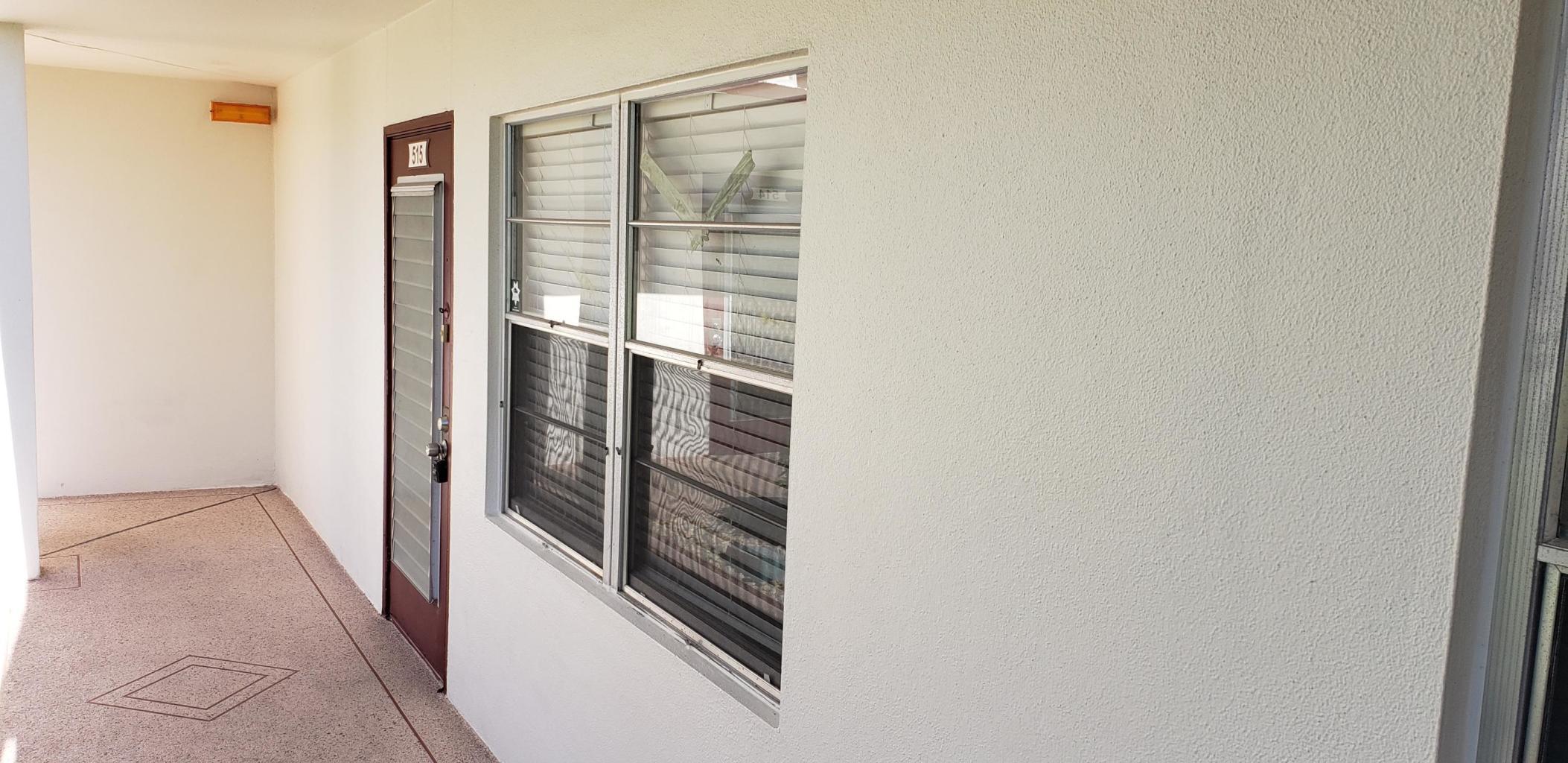 515 Fanshaw M, Unit 515 Boca Raton, FL 33434 - Photo 9 of 11 9