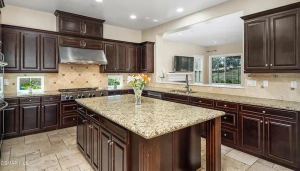 $1,925,000 | 7375 Elk Run Way, Moorpark, CA 93021