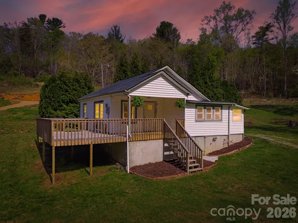 $199,900 | 1127 Barneys Place, Lenoir, NC 28645