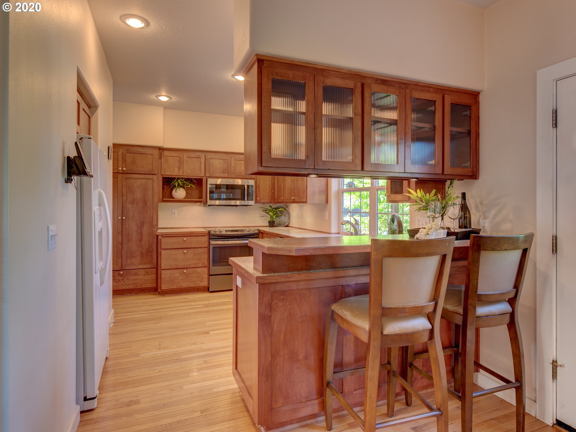 609 Cascade Drive Springfield, OR 97478 - Photo 14 of 32