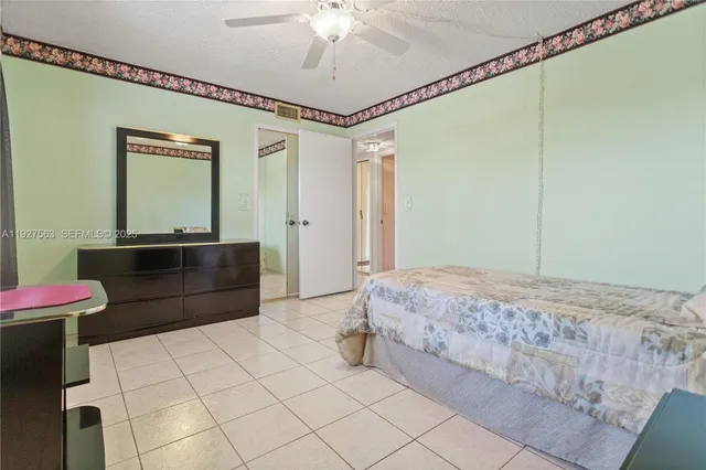 $229,900 | 190 Southeast 5th Avenue, Unit 202, Dania Beach, FL 33004