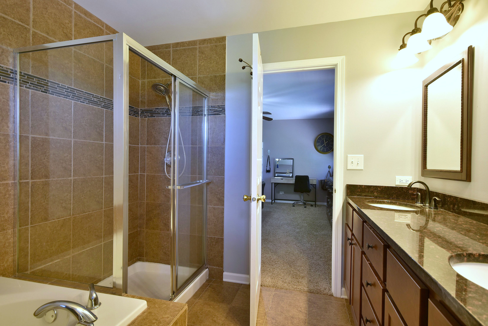 1955 Colonial Street Aurora, IL 60503 - Photo 16 of 32