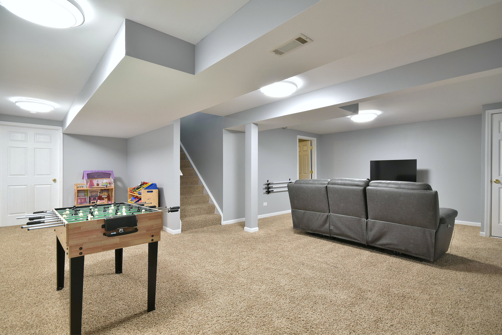 1955 Colonial Street Aurora, IL 60503 - Photo 22 of 32