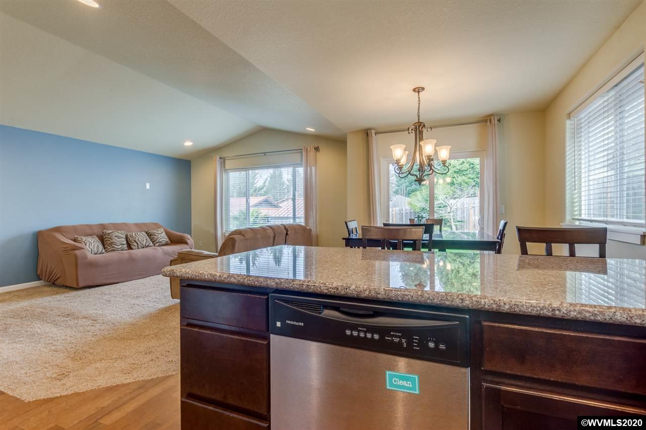 531 Boone Road Southeast Salem, OR 97302 - Photo 10 of 27