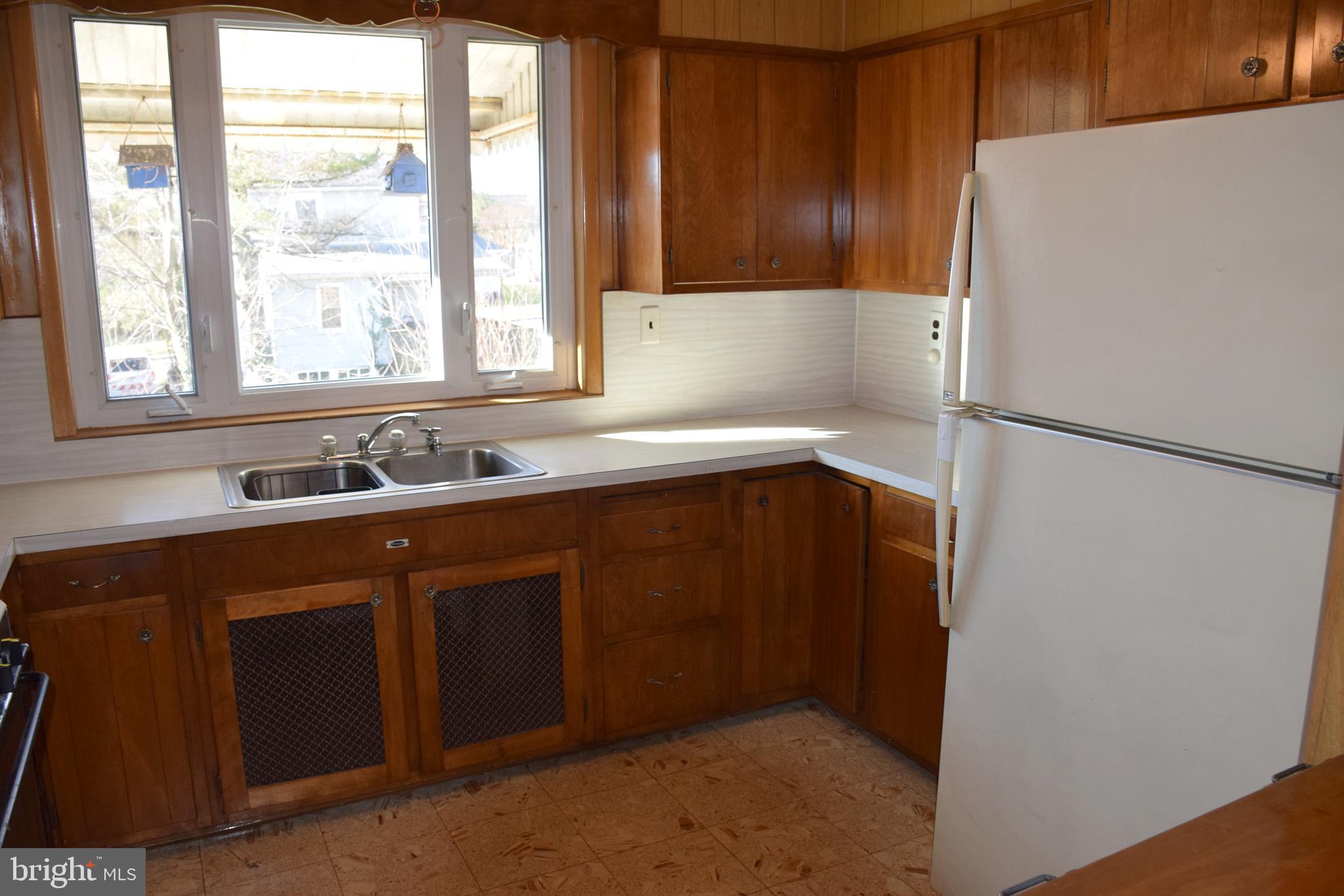 1321 Maple Avenue Baltimore, MD 21227 - Photo 19 of 31