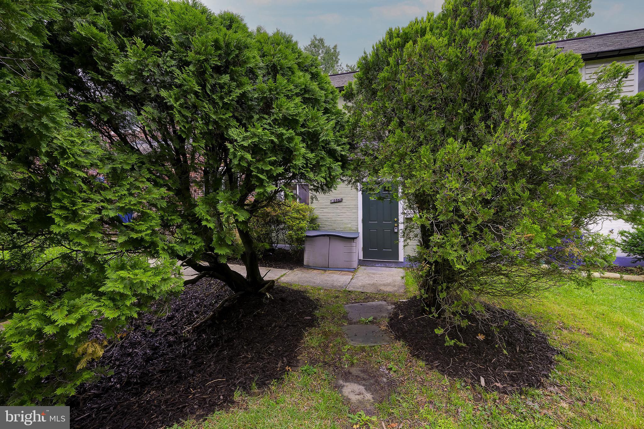45 Ridge Road Greenbelt, MD 20770 - Photo 2 of 35