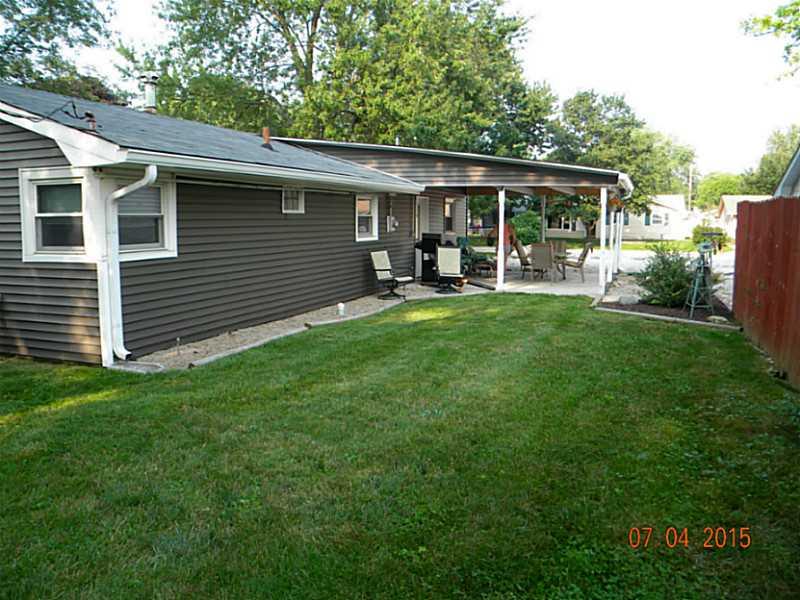 10045 Edgewood Road Brownsburg, IN 46112 - Photo 2 of 24