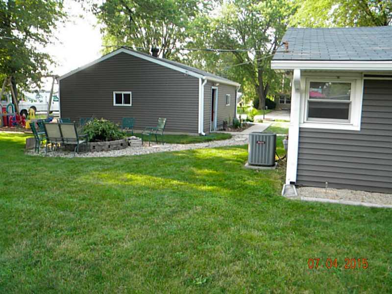 10045 Edgewood Road Brownsburg, IN 46112 - Photo 14 of 24