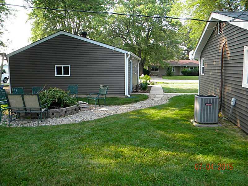 10045 Edgewood Road Brownsburg, IN 46112 - Photo 15 of 24