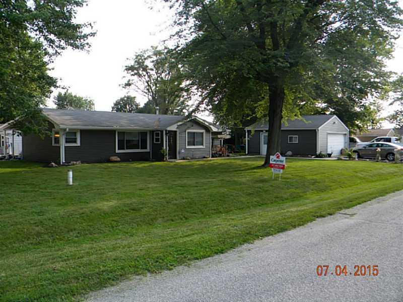 10045 Edgewood Road Brownsburg, IN 46112 - Photo 8 of 24