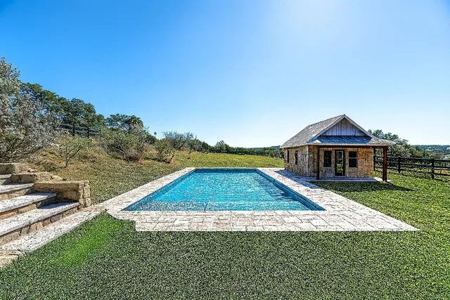 $998,998 | 109 Ranchers Club Lane, Driftwood, TX 78619